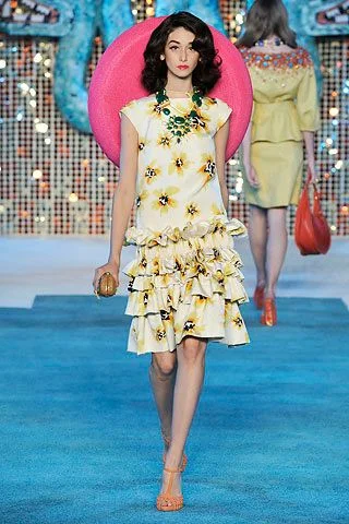 Look 18